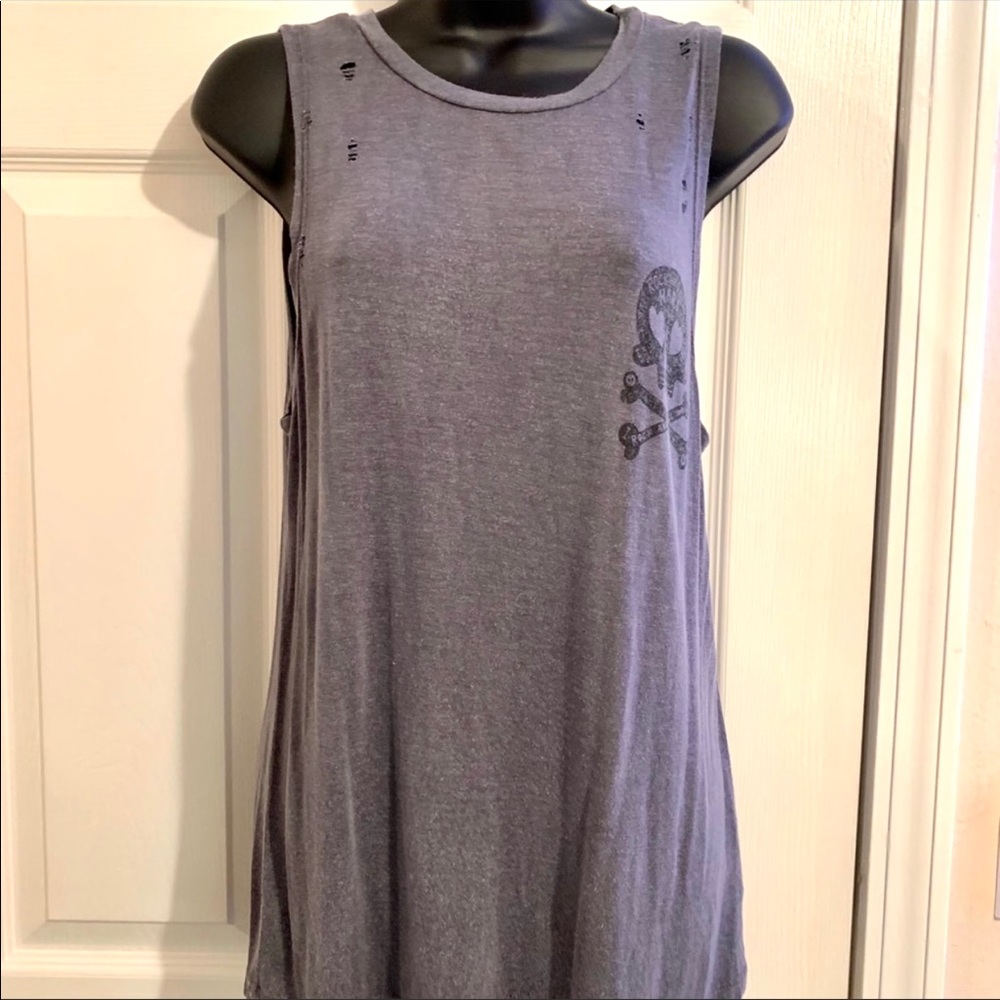 Sleeveless Distressed Skull Tee | Tunic